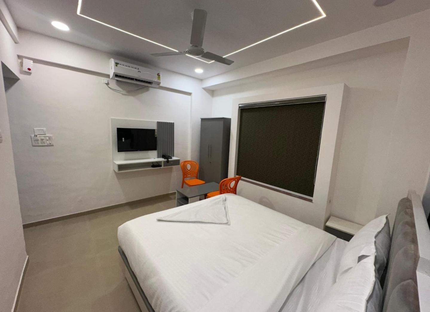 Hotel O The Leela Inn 푸네 외부 사진