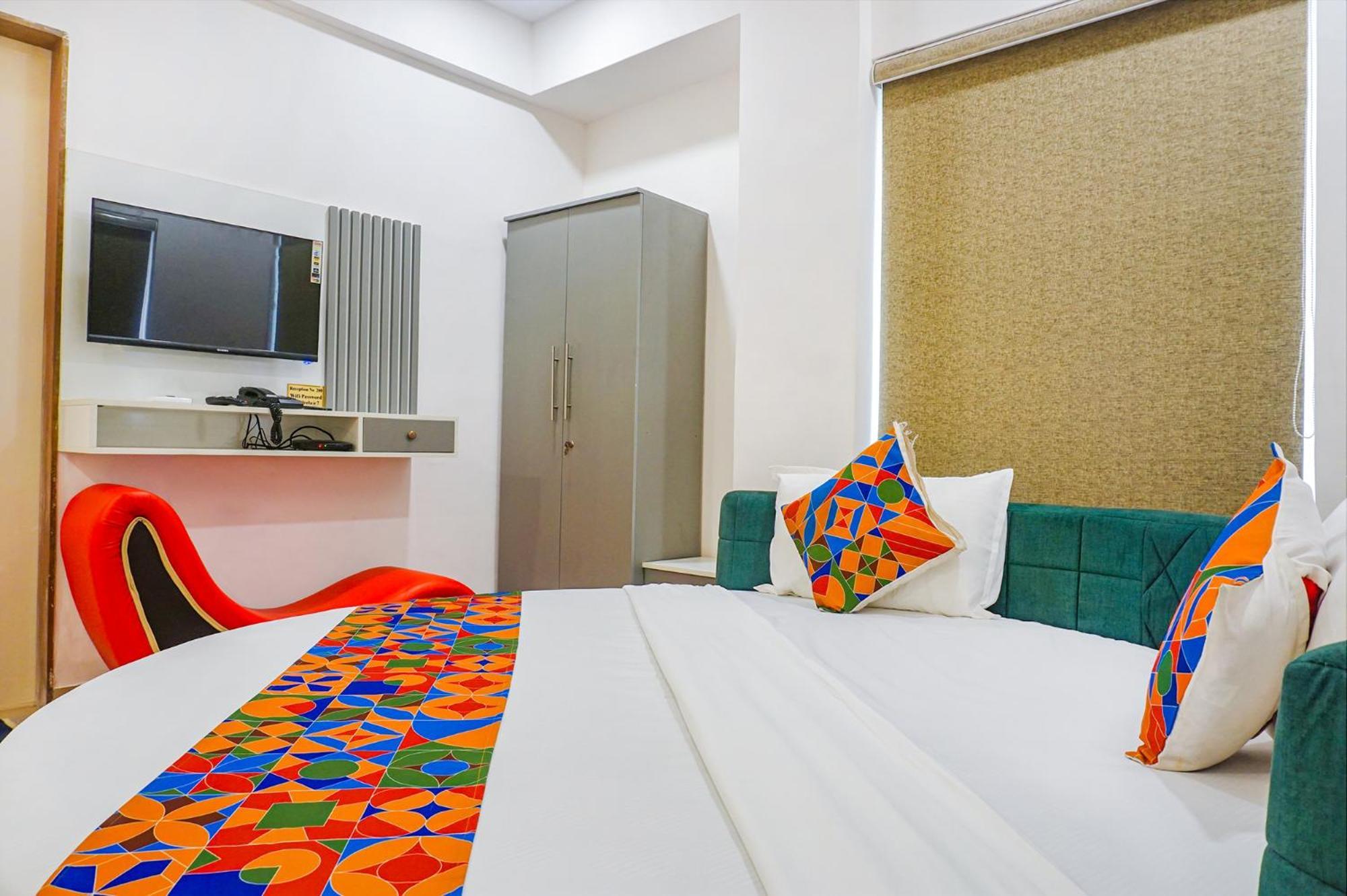 Hotel O The Leela Inn 푸네 외부 사진