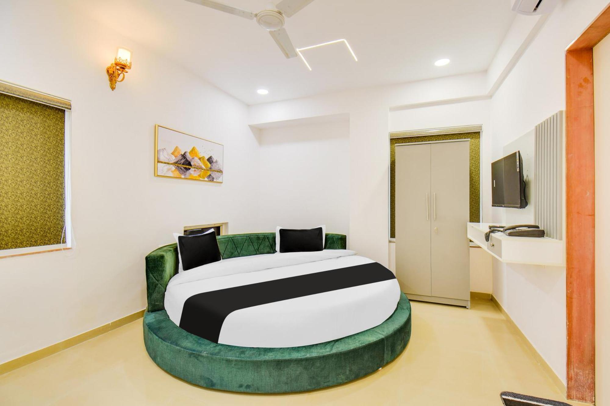 Hotel O The Leela Inn 푸네 외부 사진